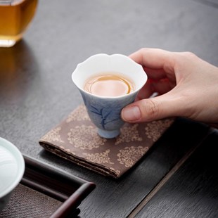 纯手绘竹子花瓣闻香杯q主人杯家用陶瓷单杯高足茶杯品茗杯功夫茶