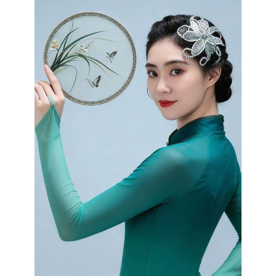 新款古典舞蹈服装练功服胶州秧歌扇子舞演出服艺考表演飘逸渐变绿