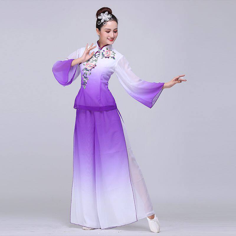 秧歌服演出服女2022新款中老年民族风腰鼓舞蹈服装古典广场舞套装