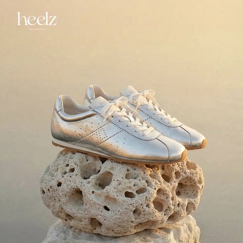 heelz银色摔纹羊皮德训鞋