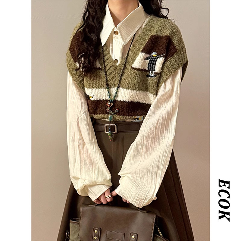 ECOK2025冬美式复古宽松学院风V领叠穿套头针织衫背心马甲毛衣女