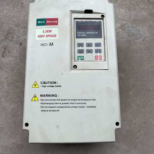 可维修变频器，HC1M05D543B，5.5KW，如图所议价