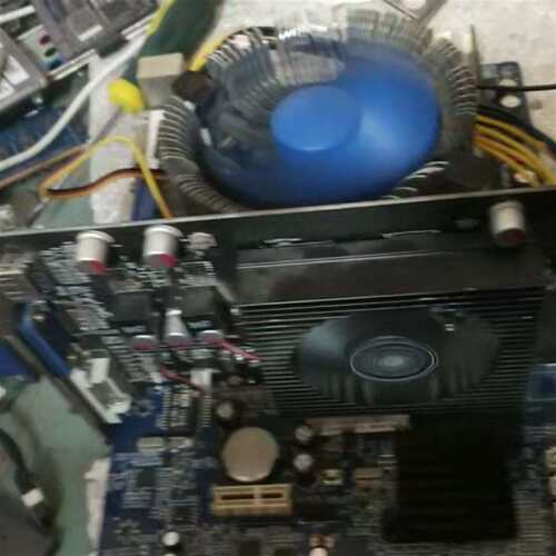 可维修奥卡曼HD7670显卡4GD5功能正常，实物拍