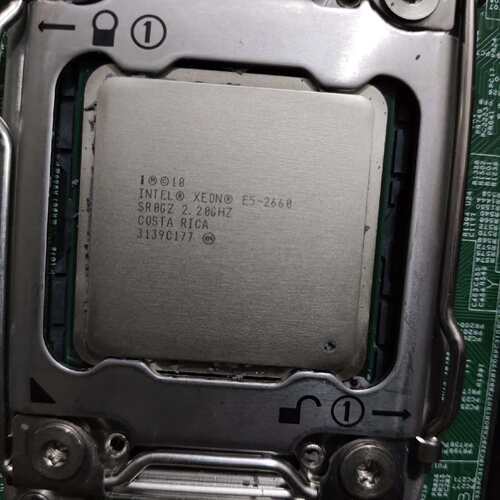 可维修e5 2660cpu，成色如图，有2个，价格议价