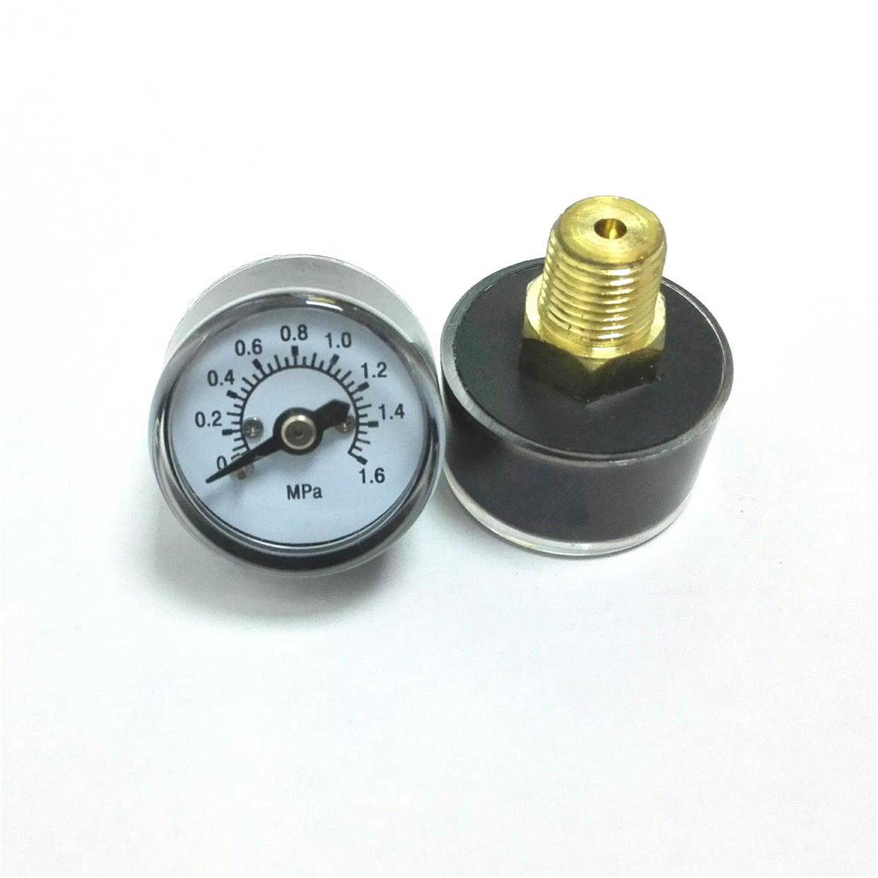 微型轴向压力表 y-25z  0～1.6mpa 直径25MM 背后铜螺纹m10*1