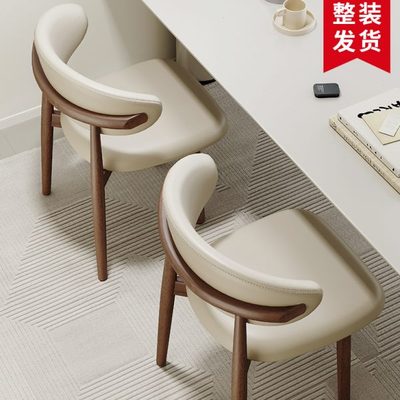 靠背凳高级家用餐椅客厅子简约椅子风新款北欧轻奢奶油实木餐桌椅