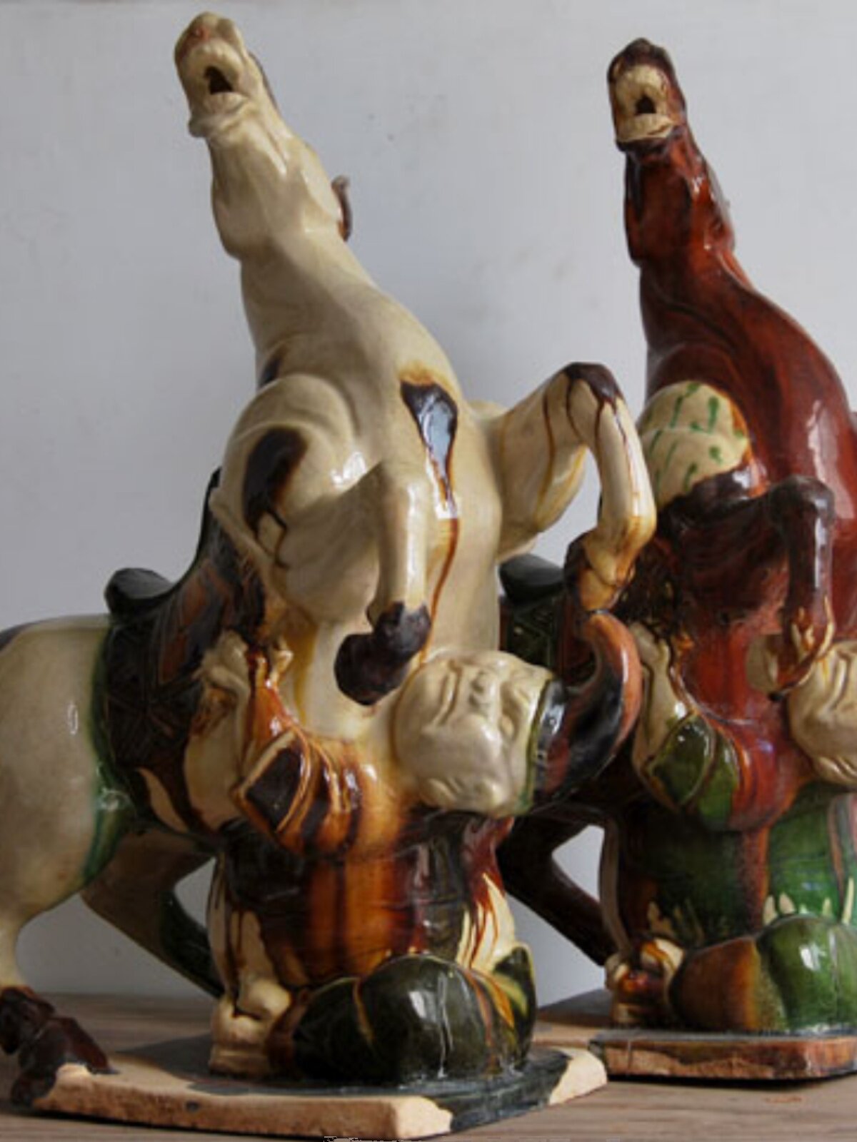 唐三彩马仿古做旧陶瓷马摆件设马踏匈奴倭寇高古玩收藏