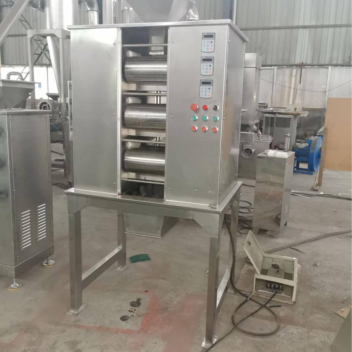 厂家直供不锈钢油脂粉碎机油性料磨粉机芝麻核桃杏仁粉碎机