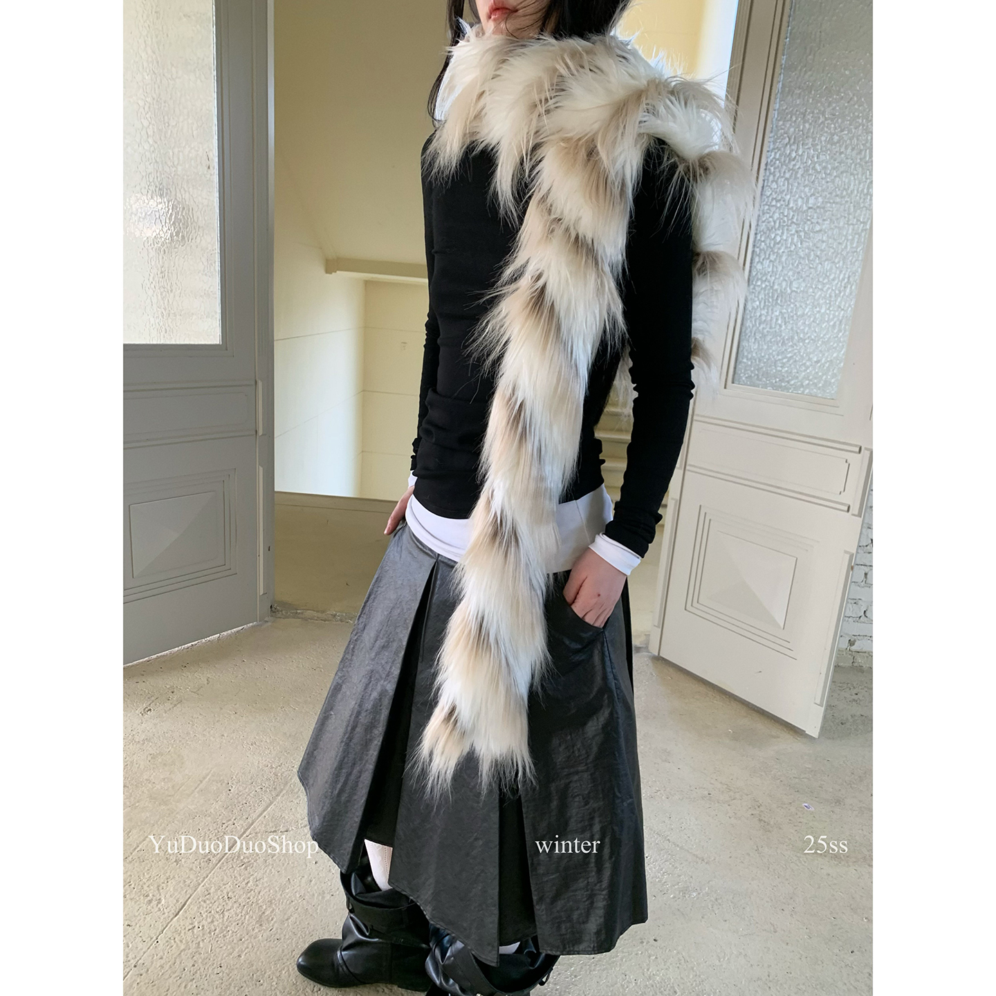 千禧辣妹时髦保暖窄版仿皮草围脖