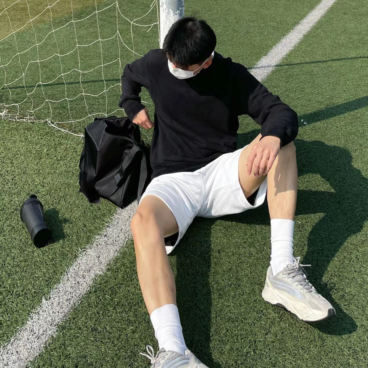 春秋款士纯色长袖T恤宽松纯棉青少年黑白色情侣内搭上衣打底衫