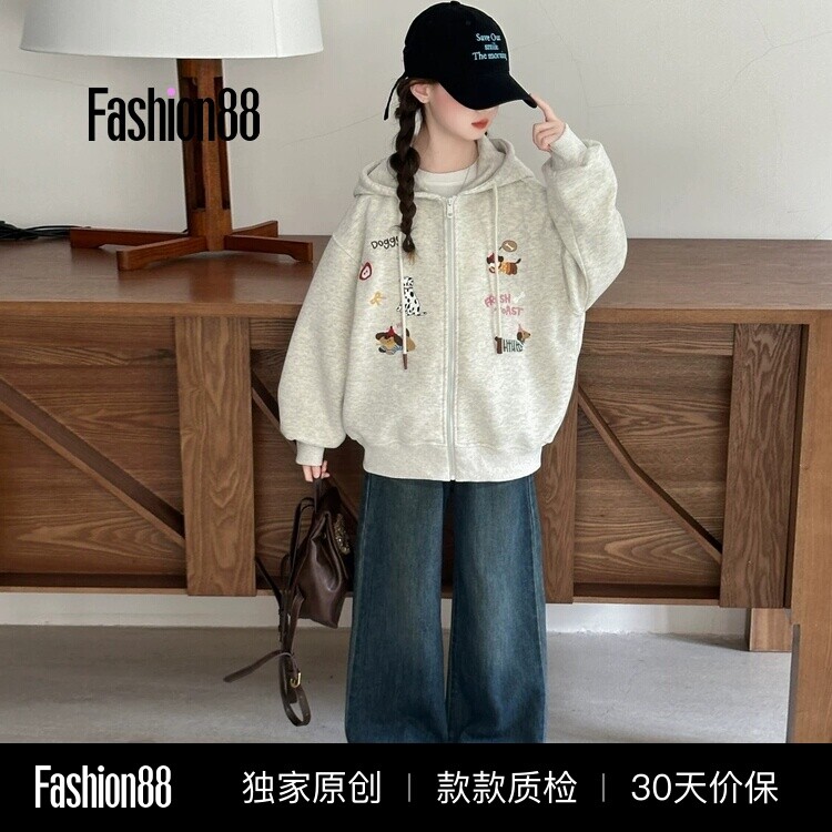 女童卫衣外套春秋款2026新款洋气儿童开衫秋季中大童休闲运动上衣