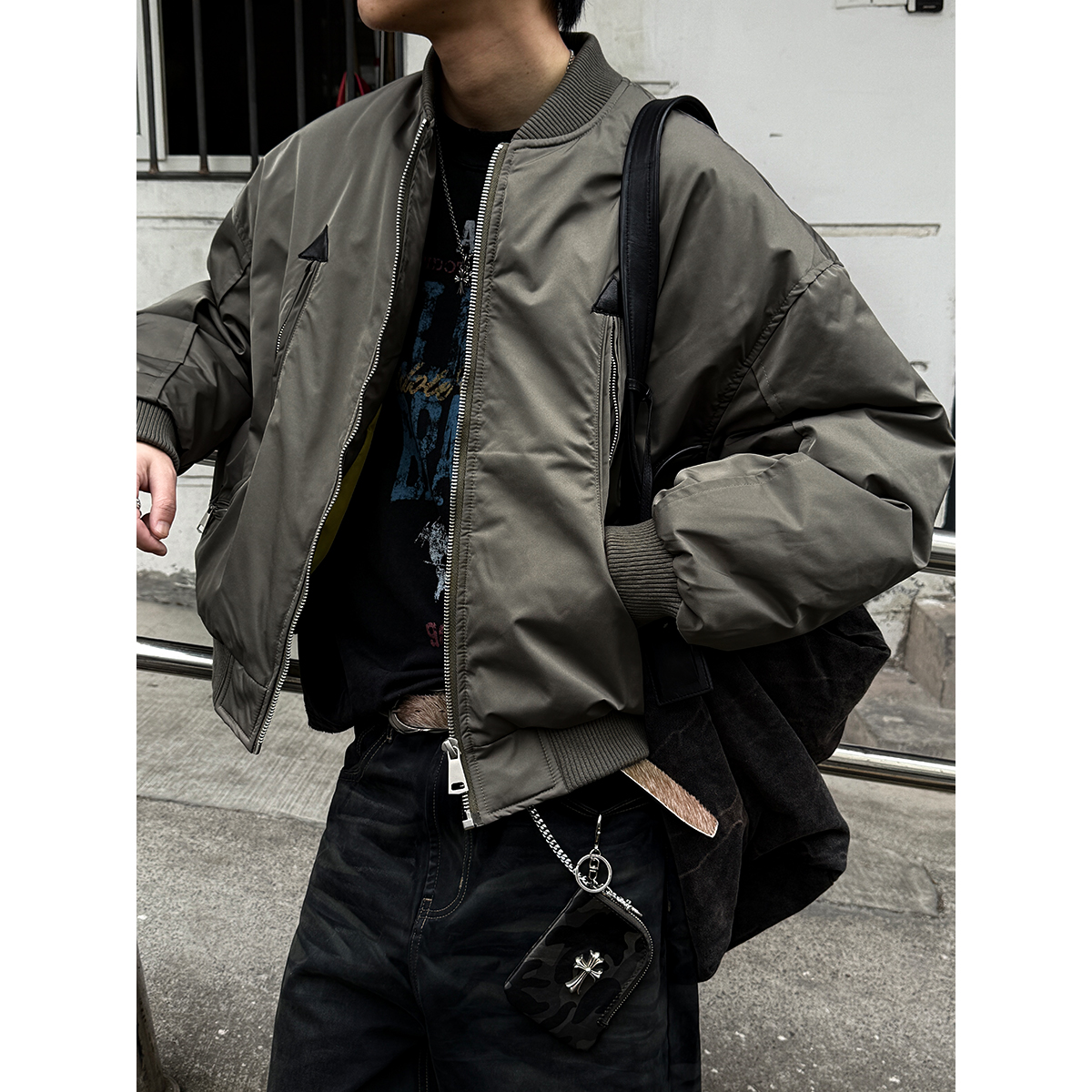 90白鸭绒棒球领飞行夹克羽绒服男