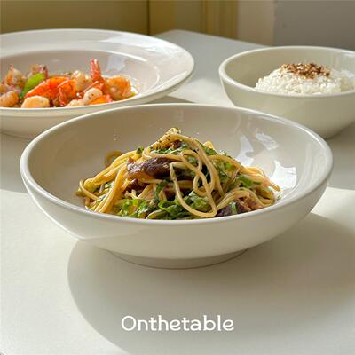 On the table - 乳白系列陶瓷宽口蔬菜沙拉碗 家用深菜盘 800ml