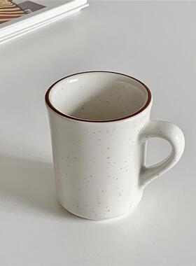 On the table - 棕色芝麻釉系列陶瓷马克杯 美式咖啡杯水杯 250ml