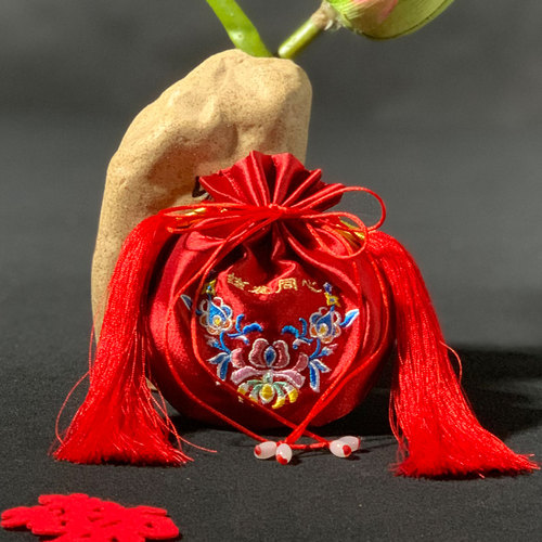 中式婚礼刺绣结发袋香包荷包定情信物挂件婚庆用定制香囊结婚礼物