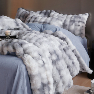 冬季渐变色皮草牛奶绒四件套高级感床笠款珊瑚绒床单被套床上用品