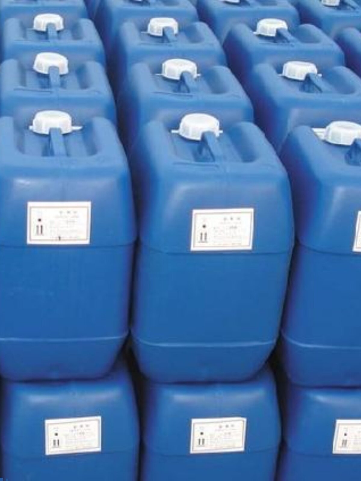 冷凝器中央空调清洗剂锅炉换热器除垢剂循环管道克垢太阳能脱垢