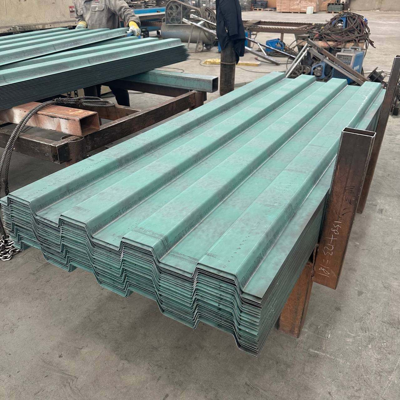 四股/四波集装箱瓦楞板2.0X1024X长度耐候钢SPA-H材质优惠包邮