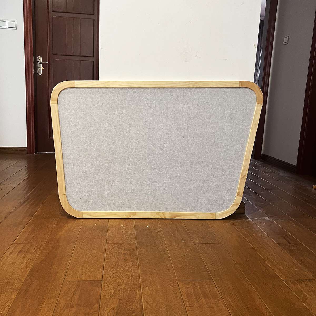 异形黑板白板贴布软木板幼儿园公司文化墙木框挂式办公教学105