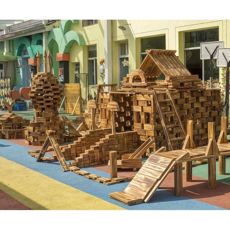 幼儿园户外大型建构碳化防腐砖块实木搭建室外炭烧积木玩具方块