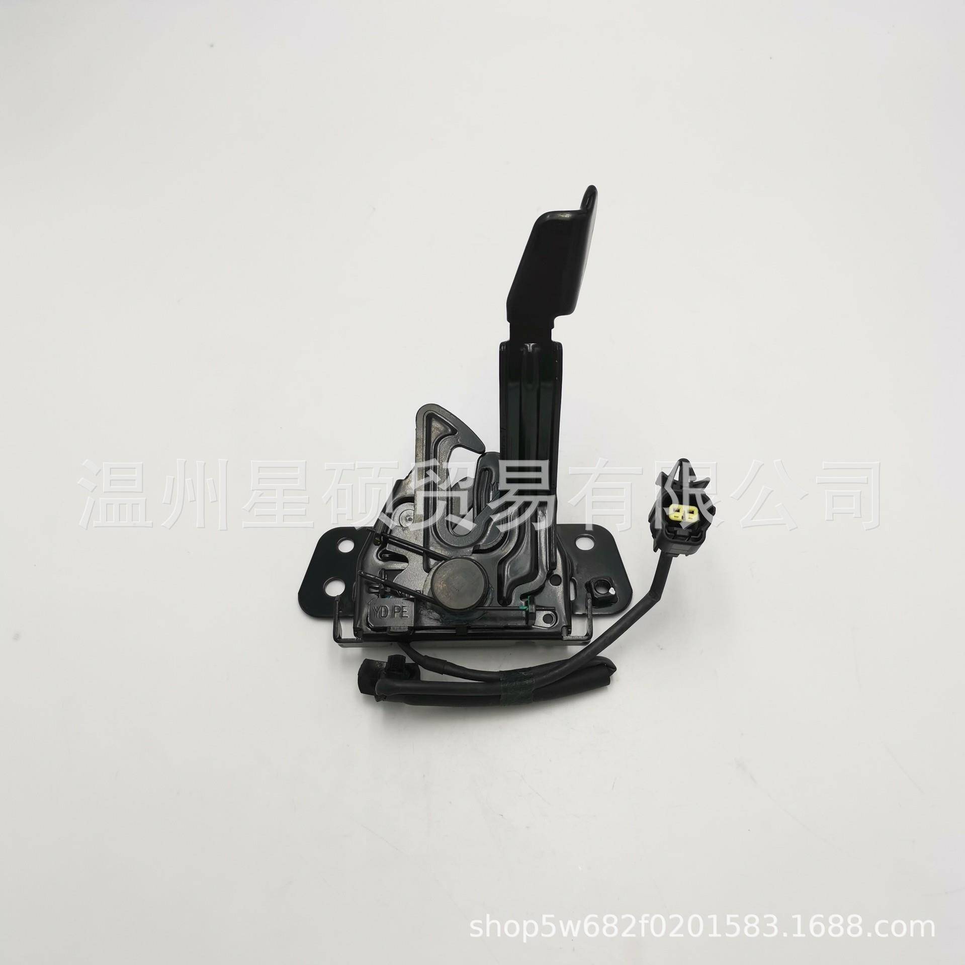 81130-A7610适用于现代起亚2017-2018Forte发动机罩锁扣机盖锁