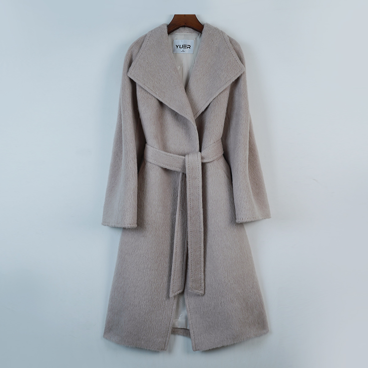 悦戎2025秋冬新款高端羊驼毛大衣女中长款苏力绒羊毛呢大翻领外套