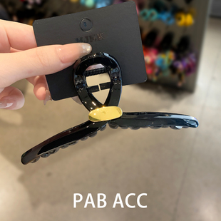 许我耀眼赵露思许妍同款 高级感亮面小金标鲨鱼夹氛围感盘发夹抓夹