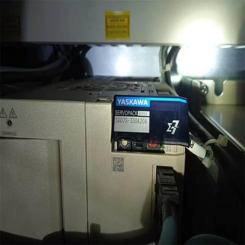 SGD7S-330A20A驱动器SGDV-180A11ASGDV-180A01ASGD7S-180A20A