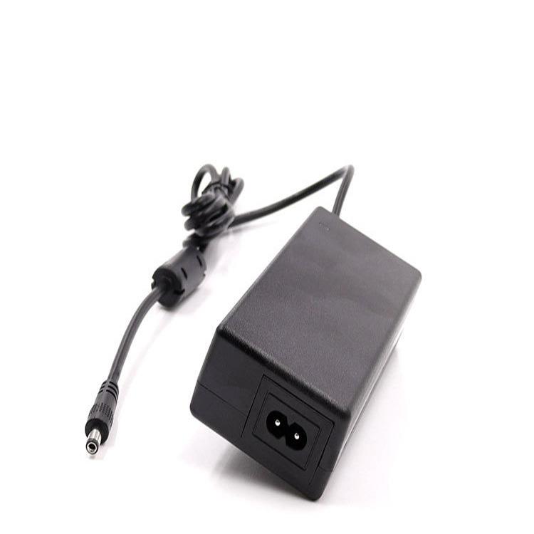 25.2V4.5A储能电源充电器CCCCE40V3.5A电热毯功能按摩椅适配器