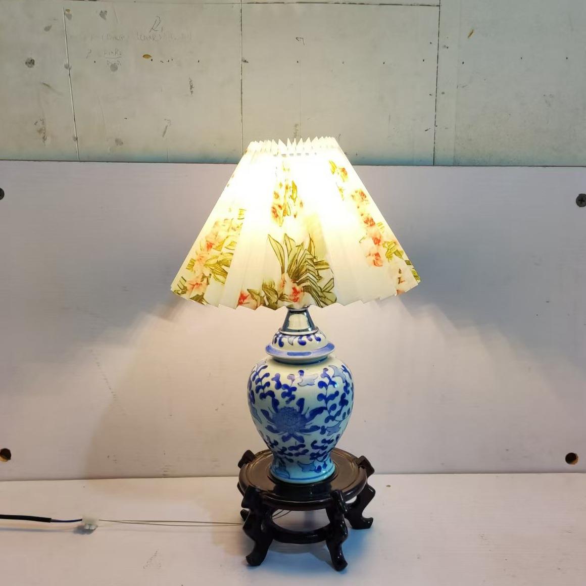 新中式陶瓷摆件褶皱台灯日式榻榻米卧室书房茶室青花瓷小夜灯