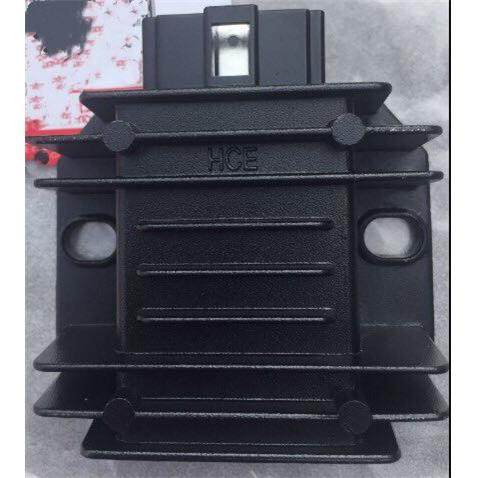 铃木摩托车配件骏驰GT125赛驰QS110QS100电瓶整流器稳压器硅整流