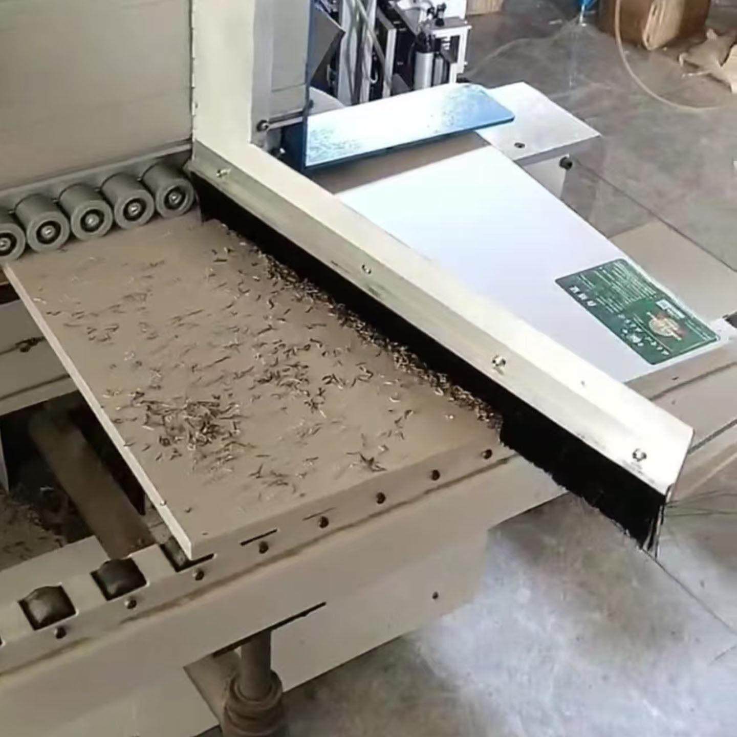 封边机专用除坐毛刷安装简单除尘效果好清理板材快捷方便