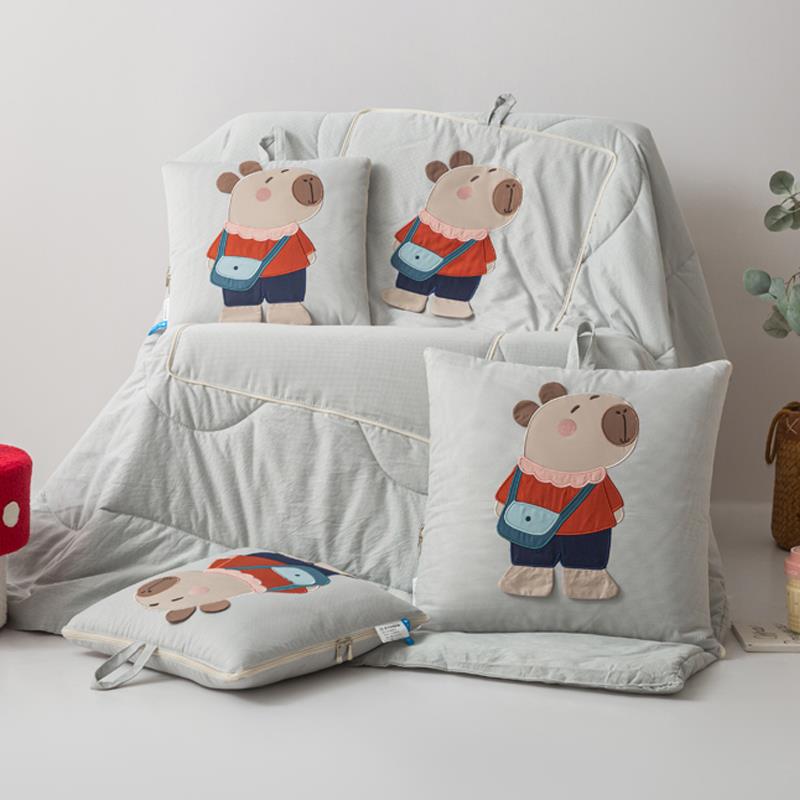 卡通抱枕被子两用二合一汽车靠垫办公室午休毯子枕头空调夏凉被子