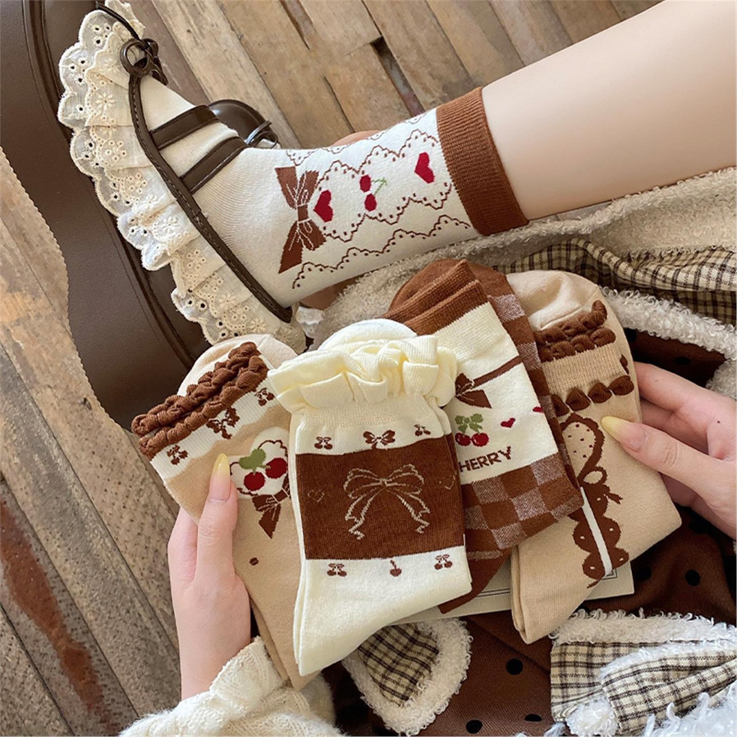 蝴蝶结樱桃复古中筒洛丽塔袜