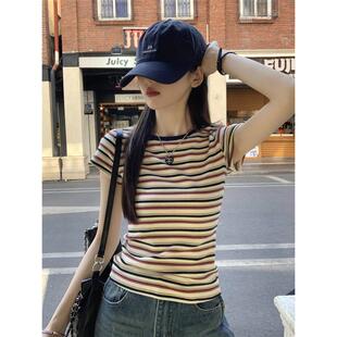 条纹撞色正肩T恤女夏季2026新款修身显瘦短袖辣妹风打底内搭上衣