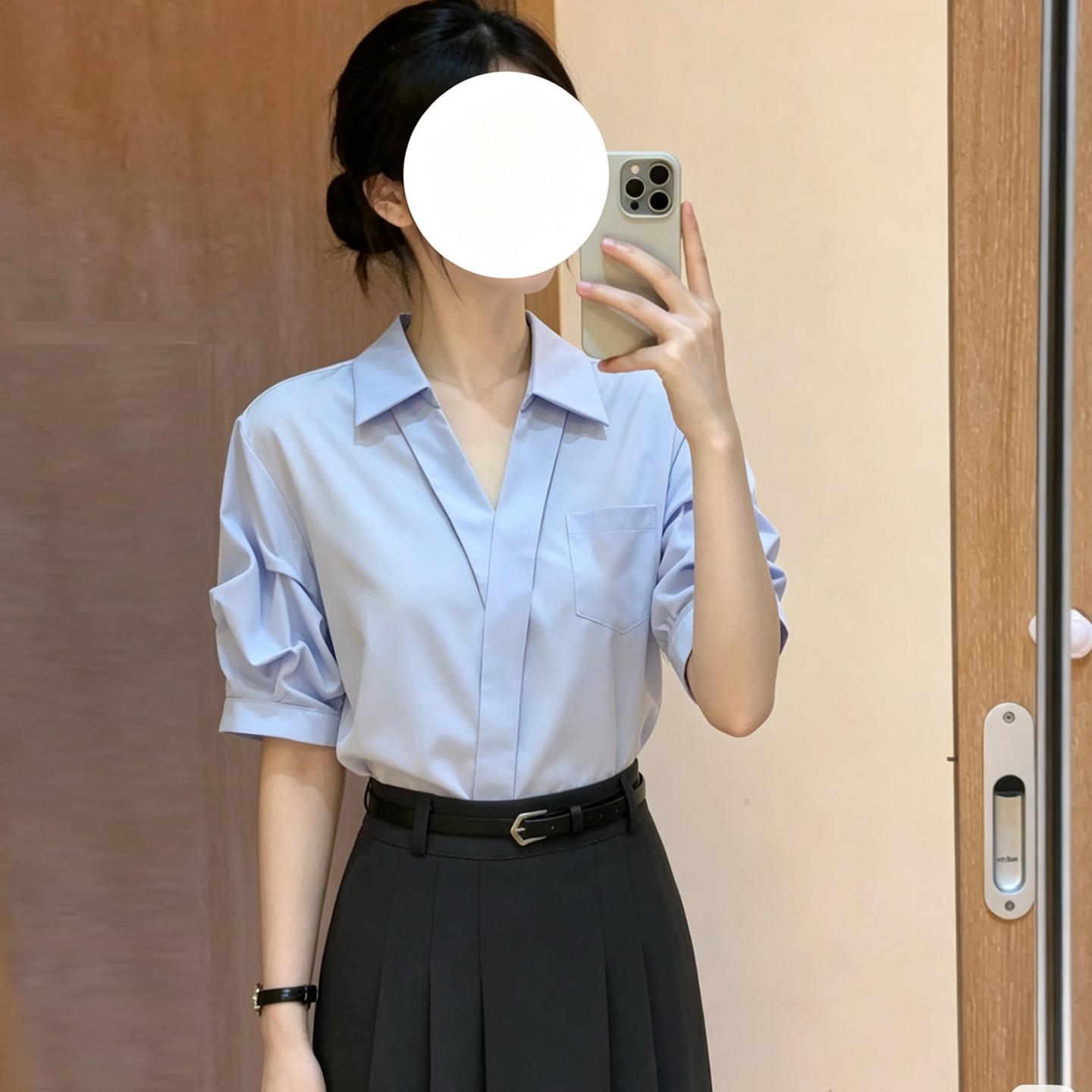 法式宽松V领蓝色衬衫女士夏季独特漂亮通勤休闲职业套装面试穿搭