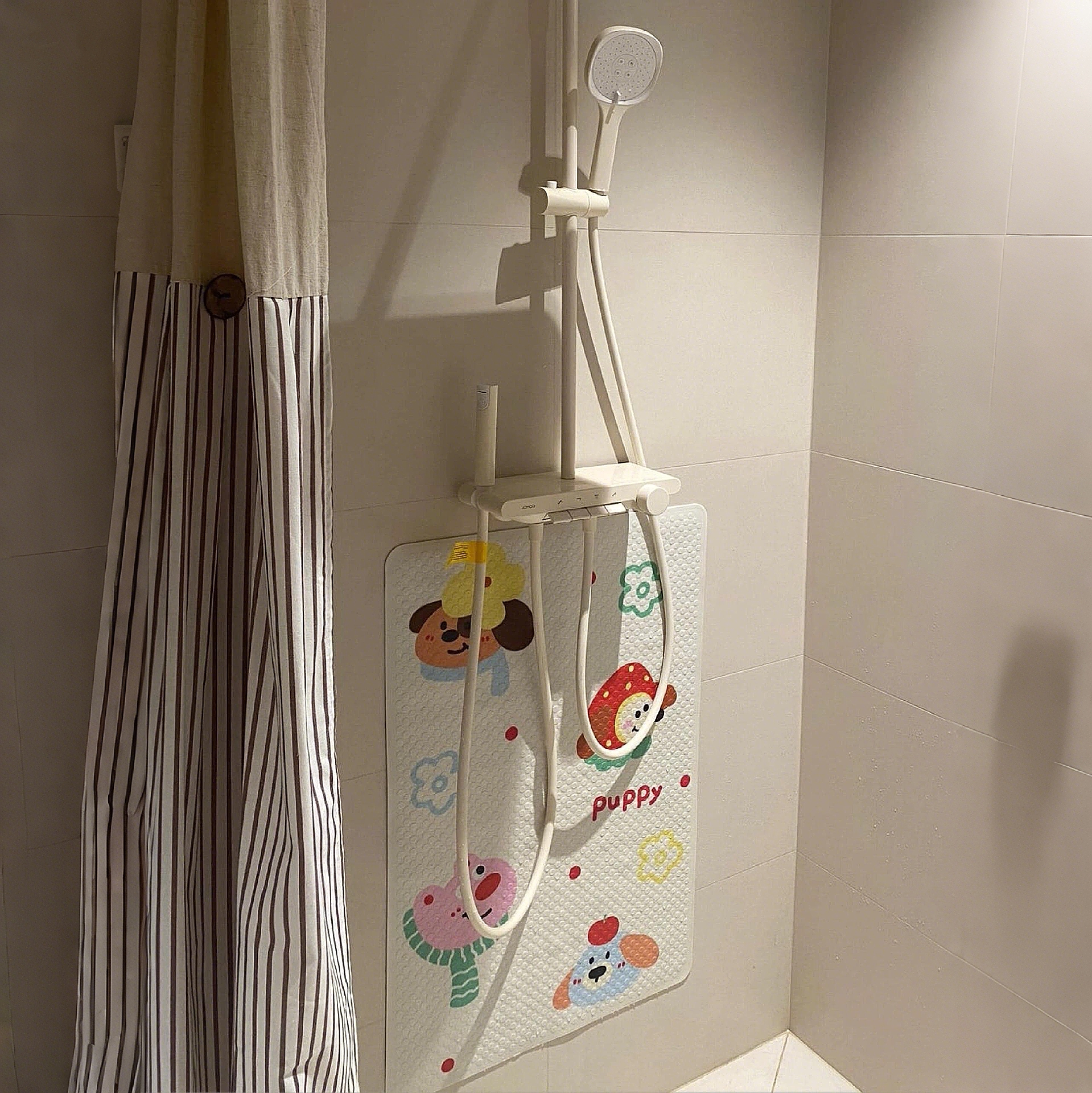 【洗澡搭子】浴室防滑垫防摔地垫洗澡专用卫生间淋浴垫子真空吸盘