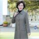 毛呢外套女士秋冬2025新款 中老年妈妈加绒加厚格子中长款 保暖上衣
