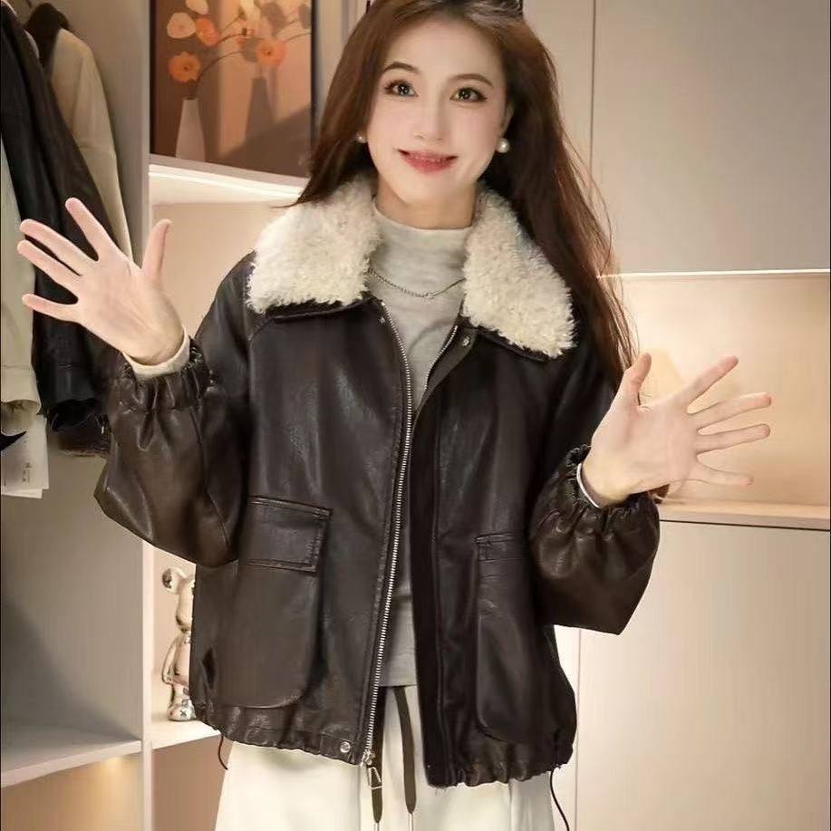 秋冬中年妈妈大码宽松时尚洋气夹克2026新款可拆卸毛领皮衣外套女,女装/女士精品,常规大码外套,淘宝优惠券,粉丝福利购,淘宝优惠卷