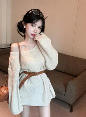 韩系氛围感穿搭钓系约会裙纯欲风辣妹露肩长袖针织毛衣连衣裙春季
