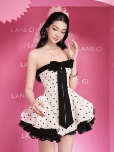 越南正品代购LANECI抹胸波点蝴蝶结拼接鱼骨蓬蓬裙甜辣风连衣裙