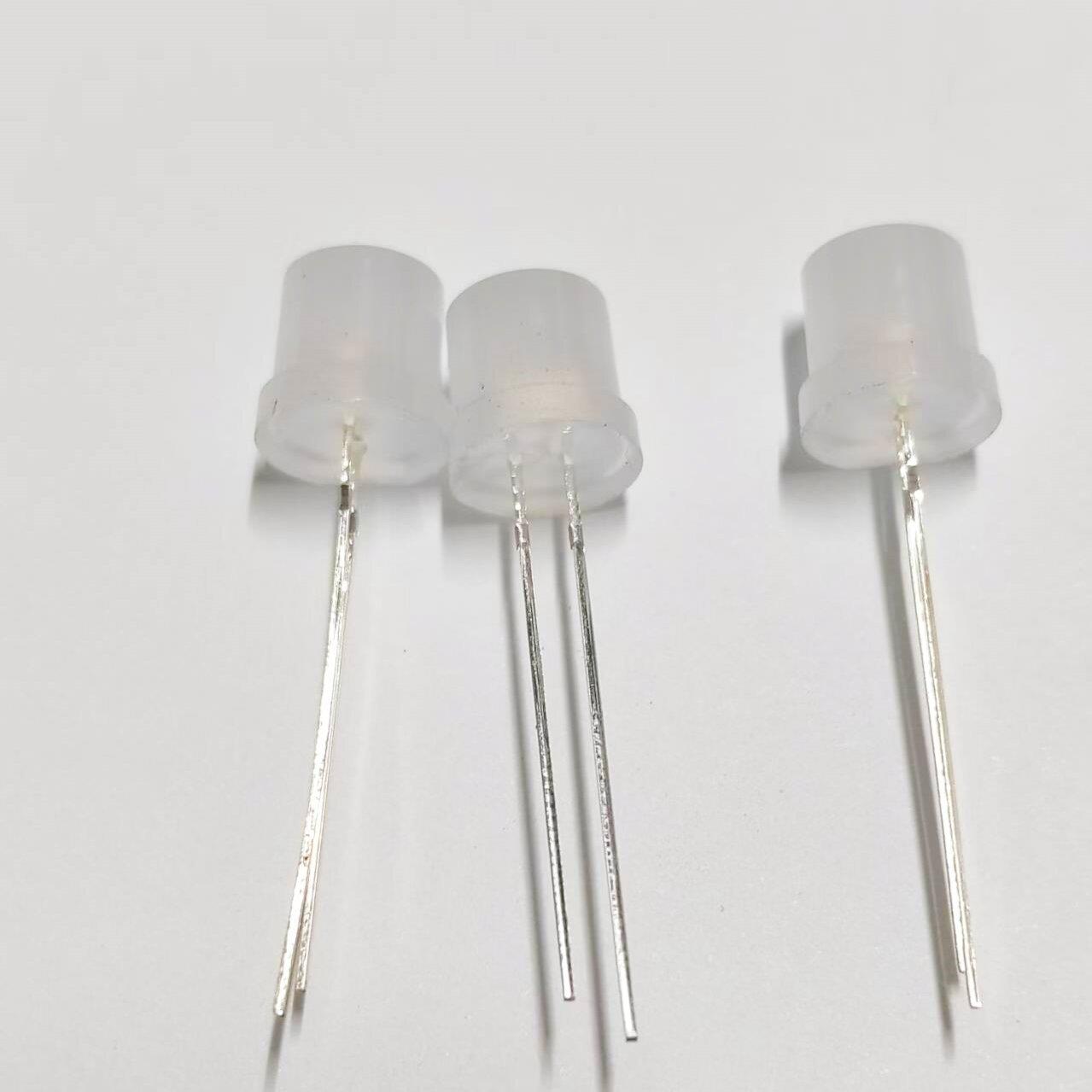 LED珠8M平头099雾白光蓝状绿红高亮M发灯光二极管