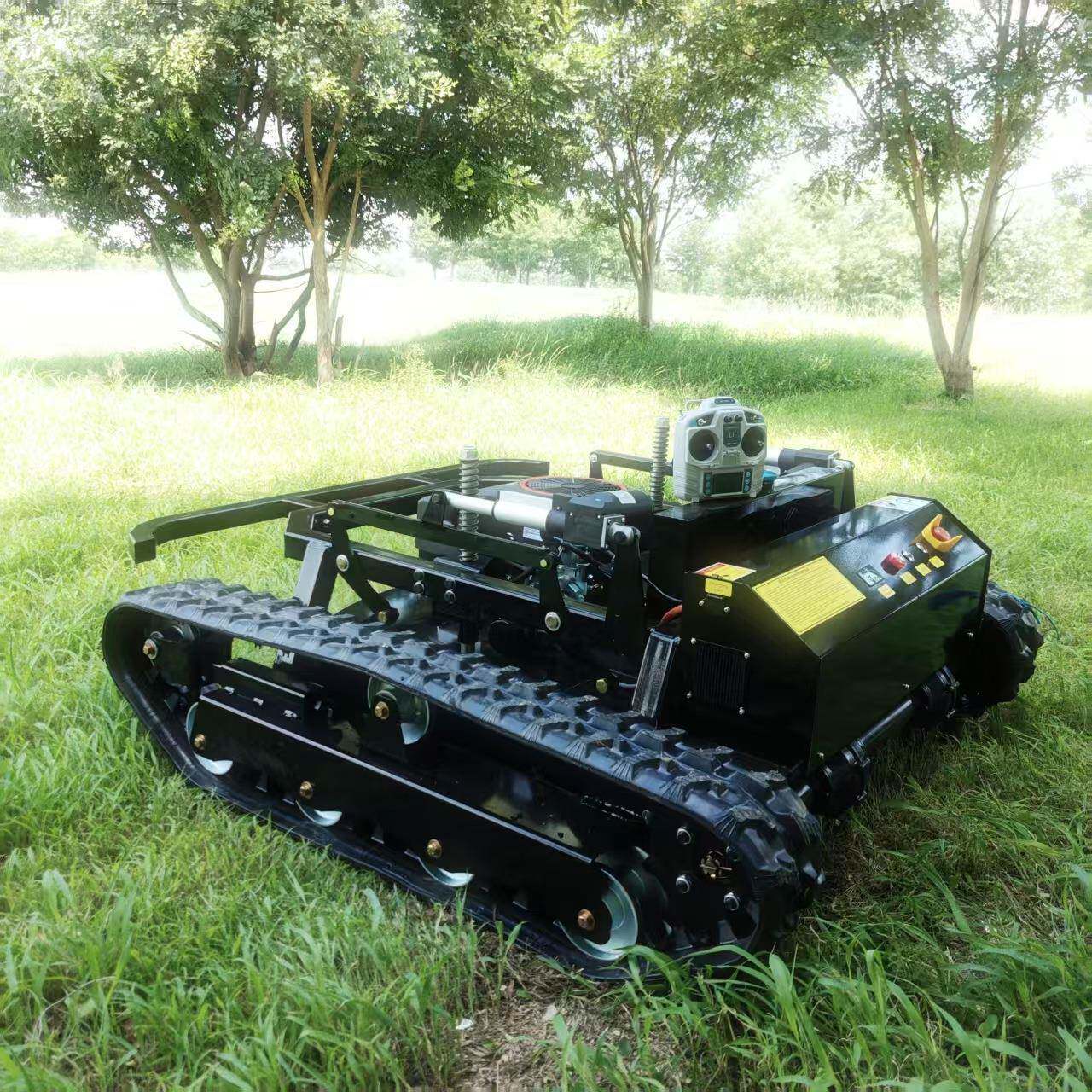 Export碎trade黑武士遥2控割草ZT202507机坡堤开荒草机2HP履带除