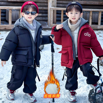 男宝宝冬季加绒加厚洋气保暖棉服
