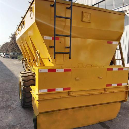 水泥灌装灰撒布机 8方拖拉机牵引洒灰车 粉料铺灰车