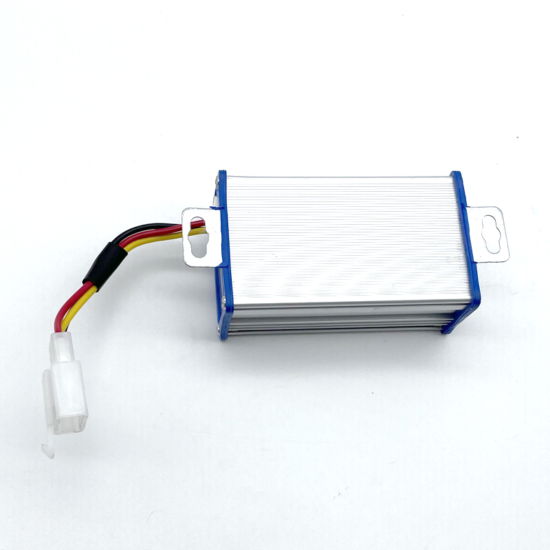 电动车转换器72V60V64V48V转12V直流10A电流智能三线通用静音