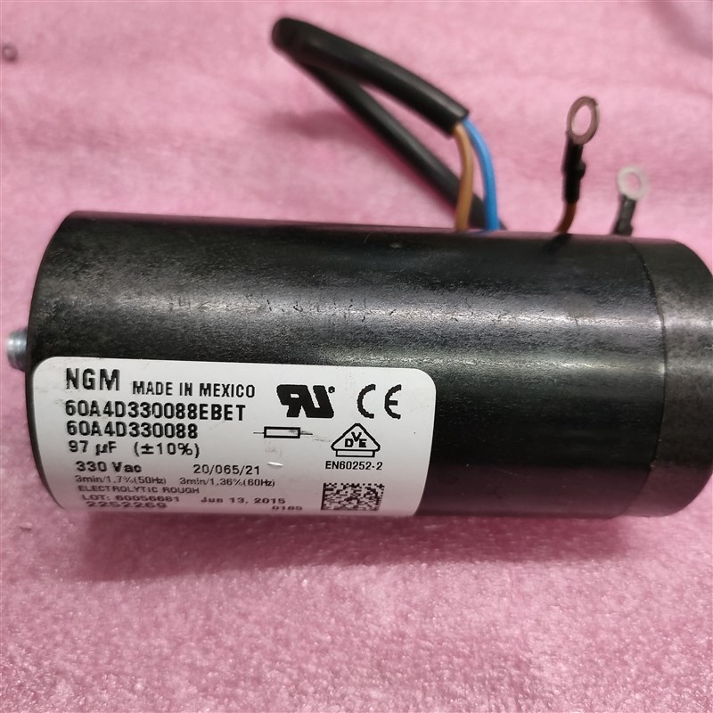 速发uM7Gf2VAC冷柜压缩机启动运转电容器60A2S020088EYEB拆机