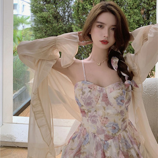 女裝 大碼 小清新超仙森系碎花吊帶連衣裙春夏收腰短裙防曬服