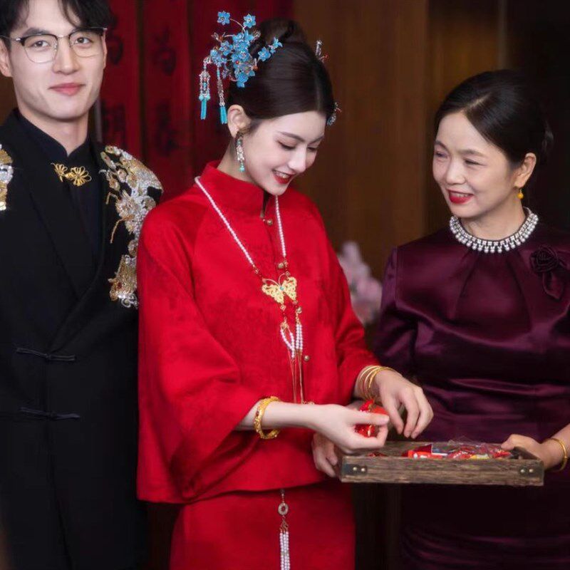 速发新中式改良敬酒服新娘礼服红色秀禾服嫁衣新款复古小个子旗袍