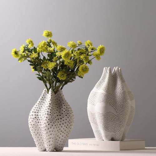 轻奢风洞洞镂空花瓶样板房售楼部别墅干花花器装饰品桌面摆件现代